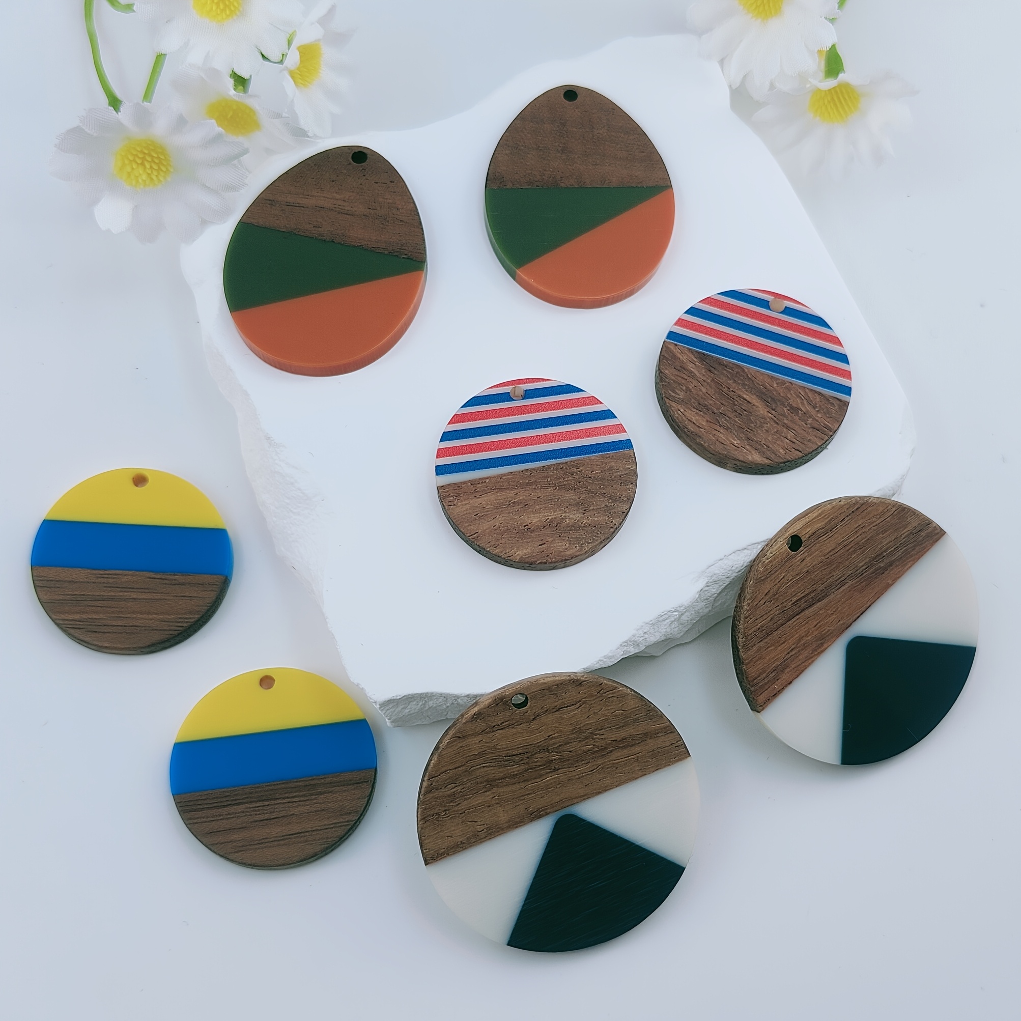 8pcs Unique Retro Resin and Wood Pendant Set for Jewelry Making
